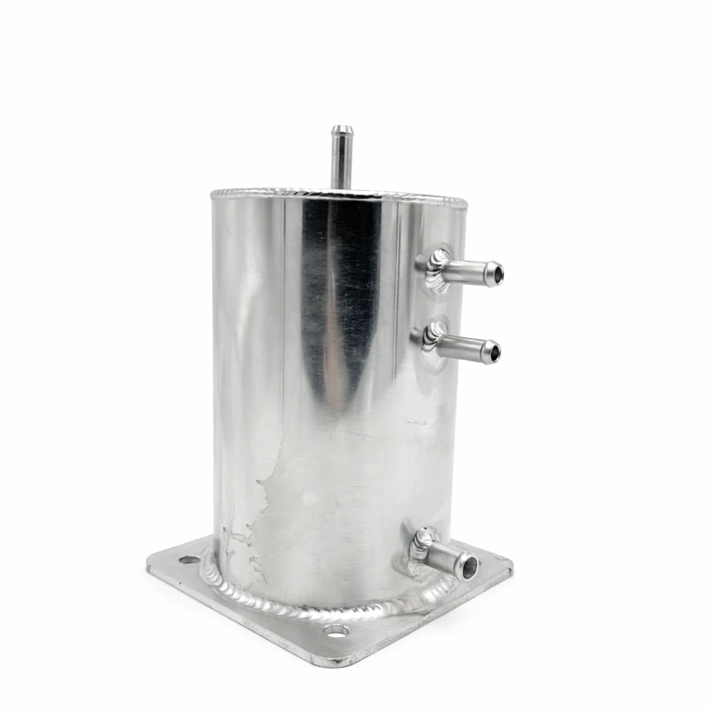 Dodatkowy zbiornik Paliwa Swirl Pot 1.5L Fuel Surge Tank Aluminiowy Srebrny