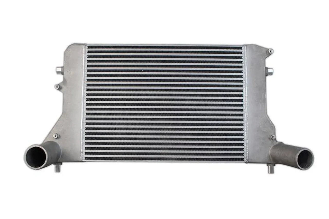 Intercooler TurboWorks VW Golf V Audi A3 564x413x57 wejście 2,75" Bar and Plate